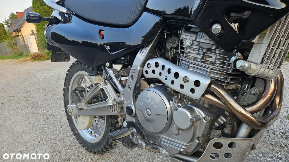 Honda NX - 11