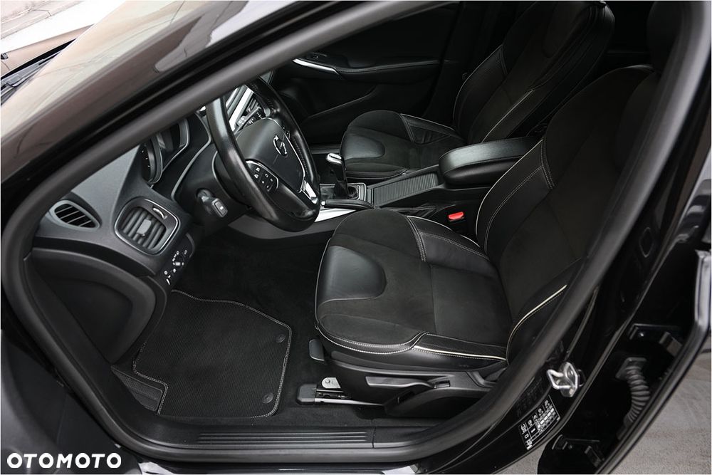 Volvo V40 D3 RDesign - 5