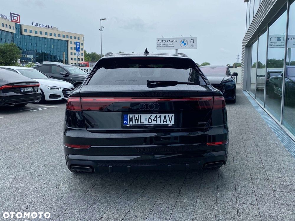Audi Q8 - 4