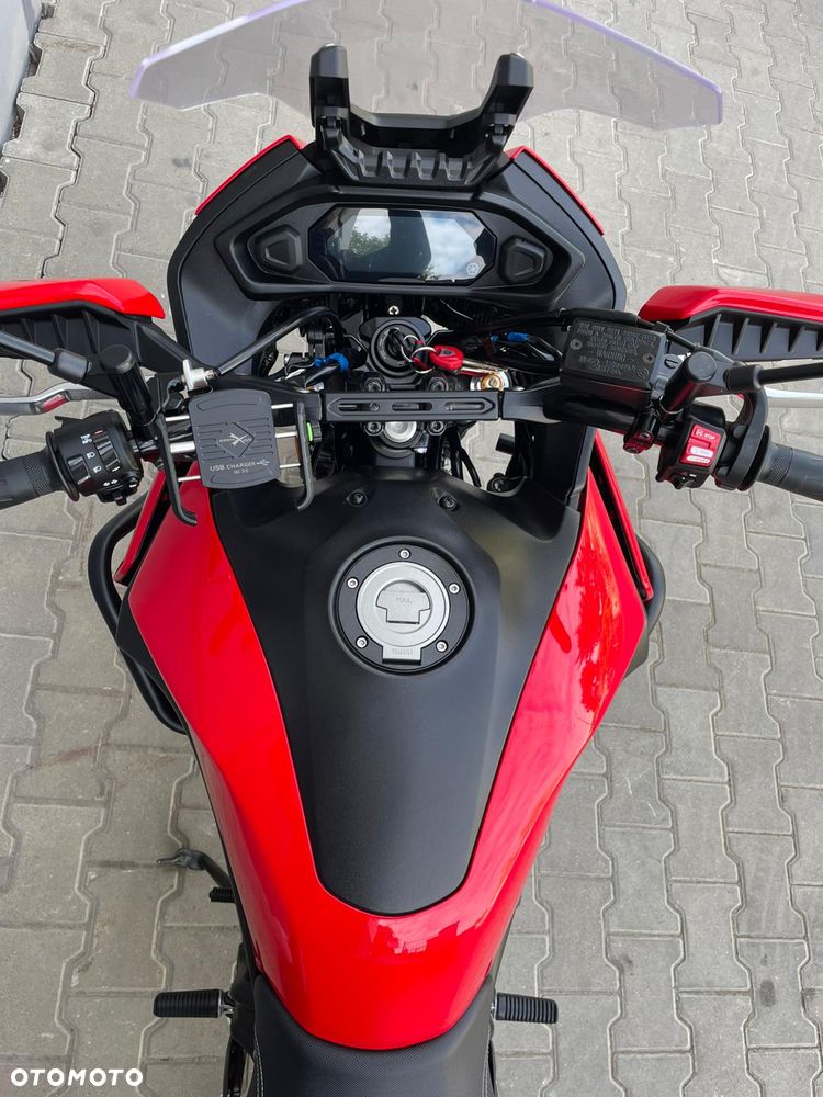 Yamaha MT - 18
