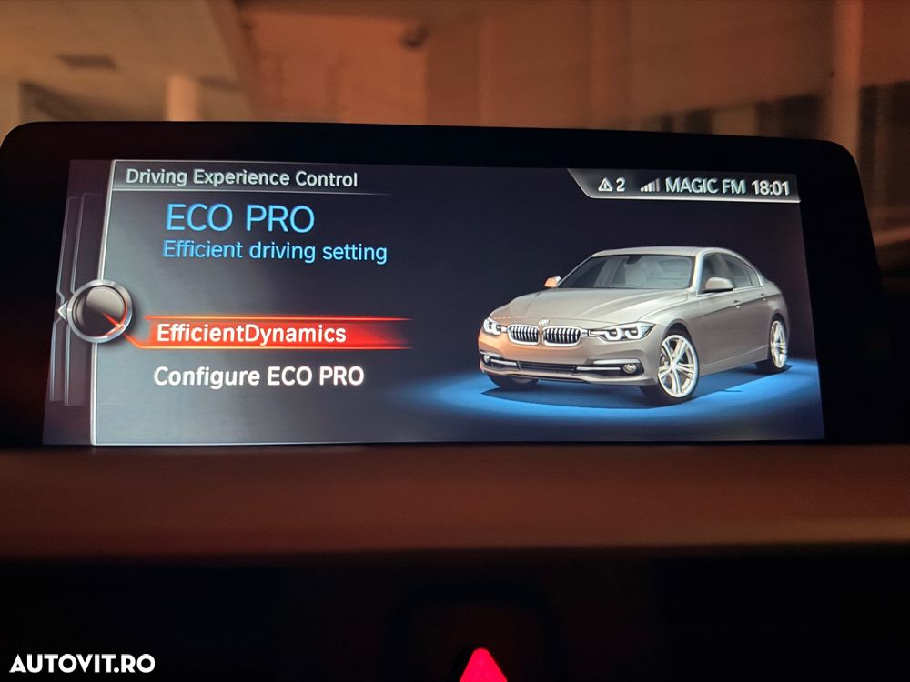 BMW Seria 3 320d Touring Aut. Efficient Dynamics Edition Blue Perf. Sport Line - 17