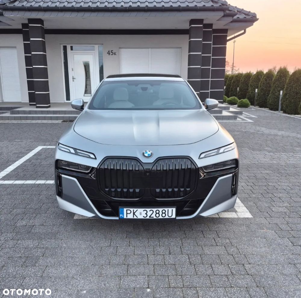 BMW Seria 7 740i - 6
