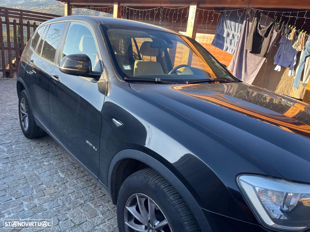 BMW X3 18 d sDrive - 8
