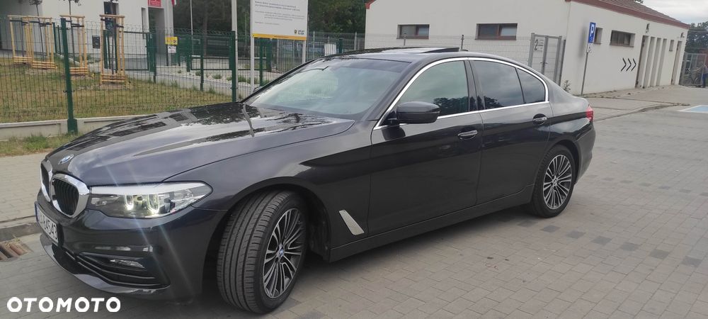 BMW Seria 5 530i Sport Line sport - 9