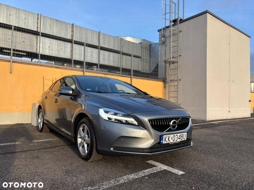 Volvo V40 T3 Drive-E Momentum - 5