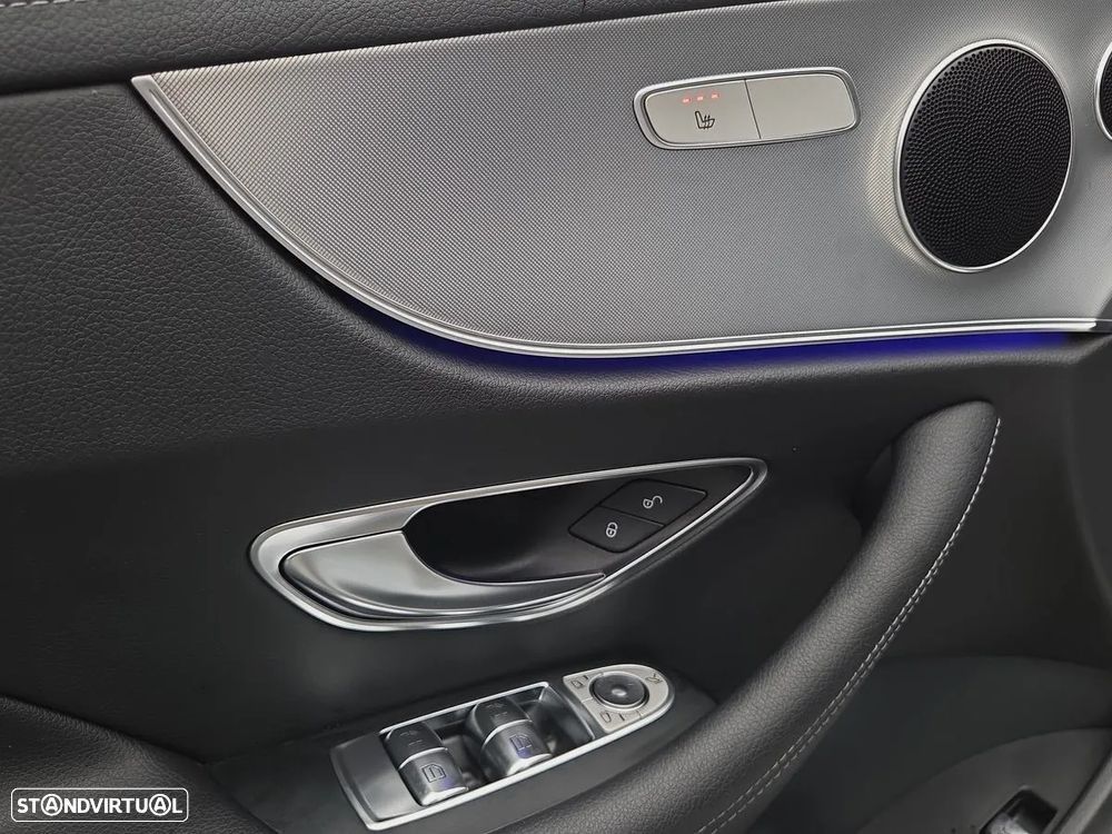 Mercedes-Benz E 220 d Aut. - 13