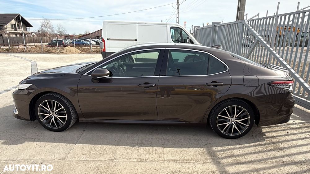 Toyota Camry 2.5 Dynamic - 5