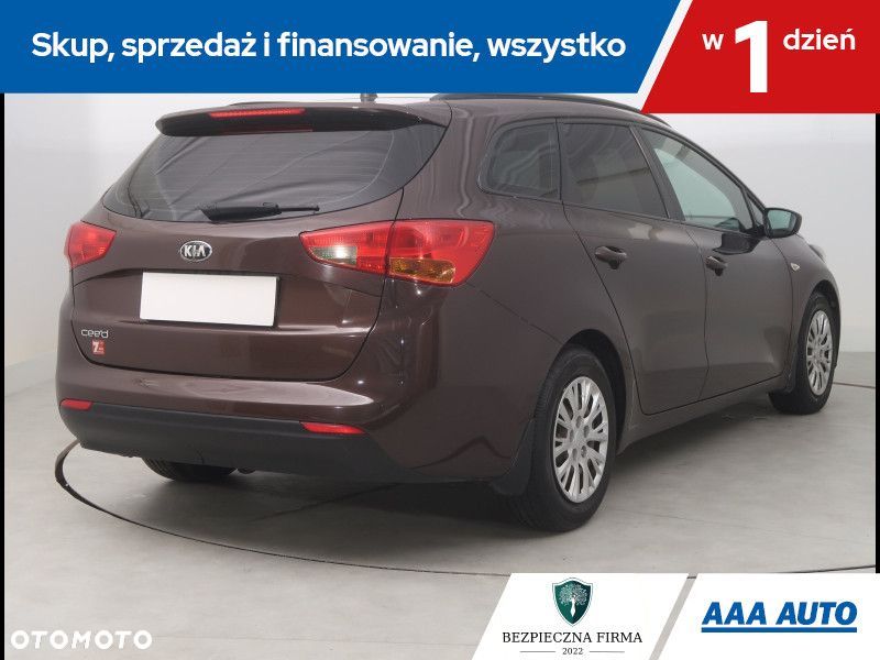 Kia Ceed - 6