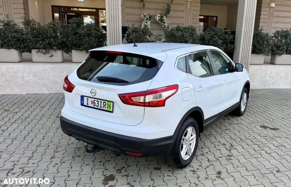 Nissan Qashqai 1.6 DCI TEKNA - 4