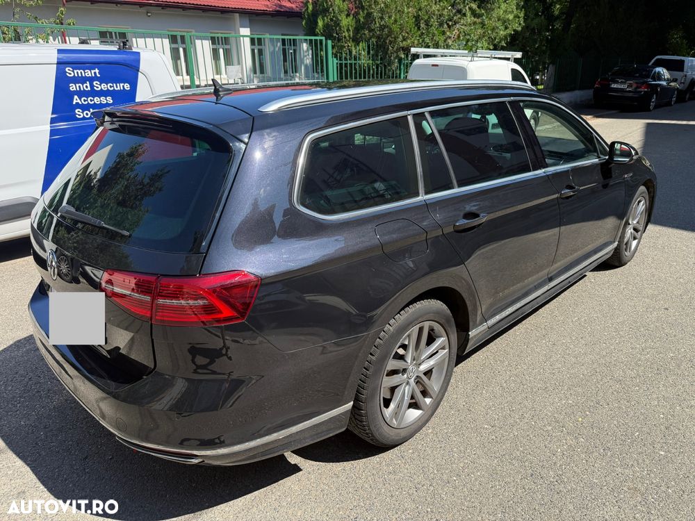 Volkswagen Passat 2.0 TDI DSG 4Motion R Executive - 20