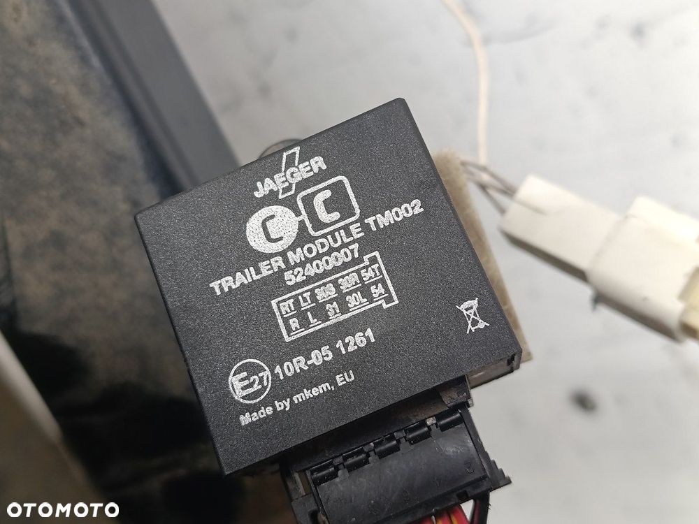 HAK HOLOWNICZY TOYOTA AVENSIS III T27 056103M03  52400007 55R017399 KOMBI - 3