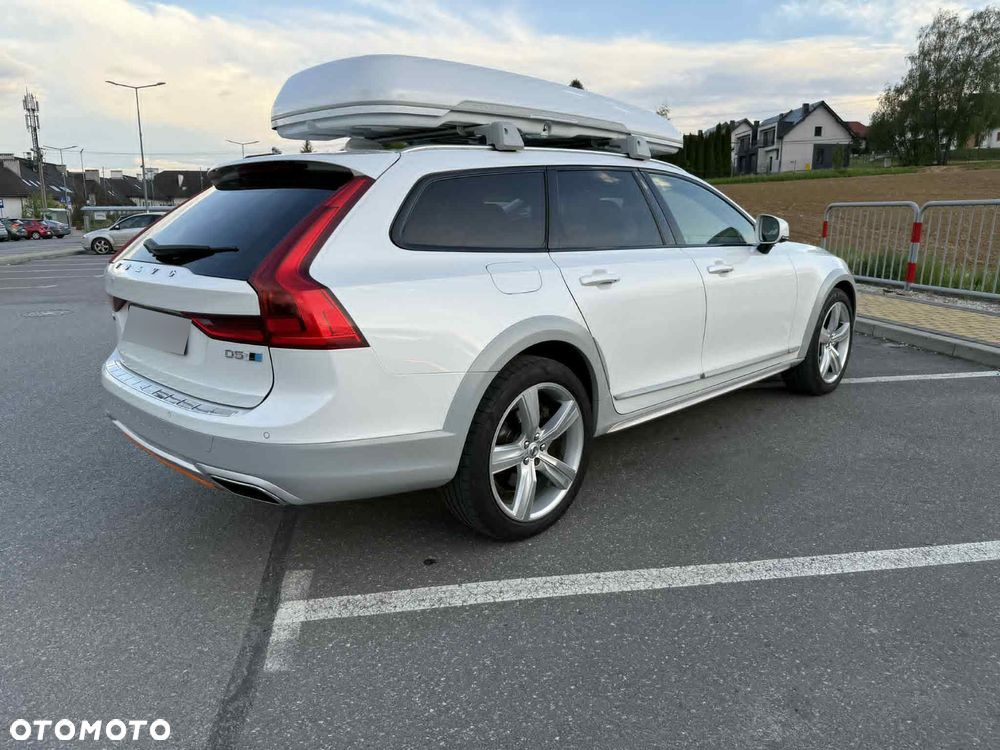Volvo V90 Cross Country - 5