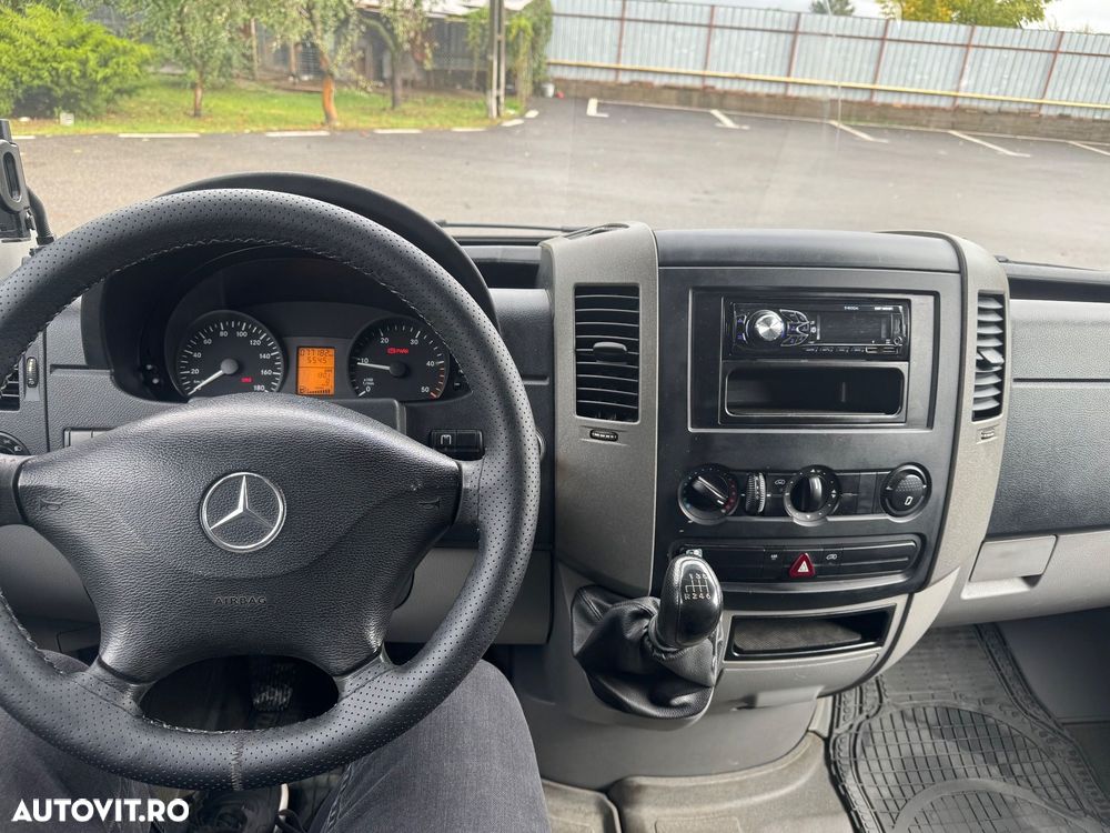 Mercedes-Benz Sprinter - 7