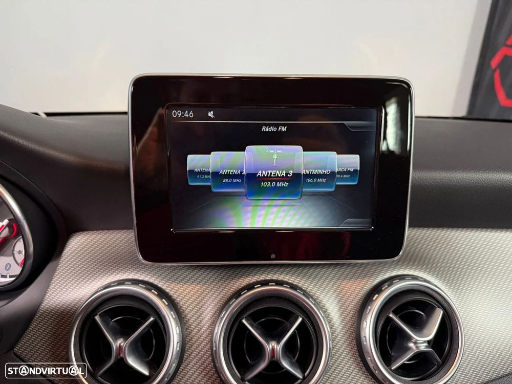 Mercedes-Benz GLA 180 - 7