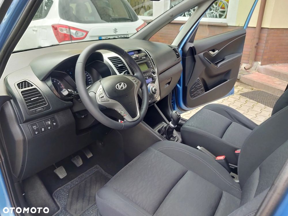 Hyundai ix20 1.6 Trend - 23