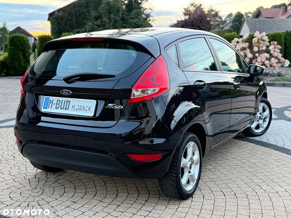Ford Fiesta - 28