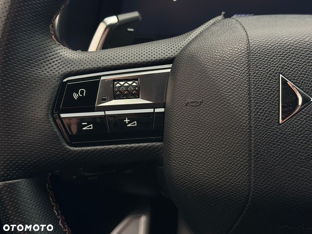 DS Automobiles DS 7 Crossback - 21