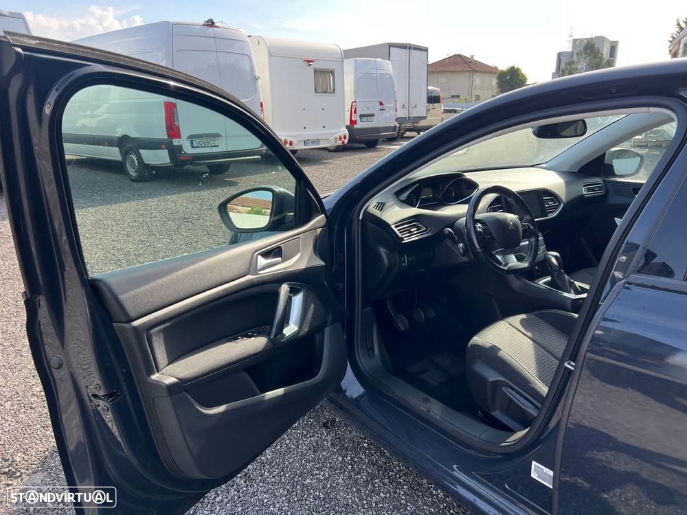 Peugeot 308 1.2 PureTech Active - 14