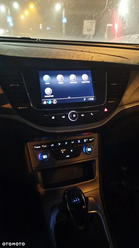 Opel Astra 1.2 T Edition S&S - 14