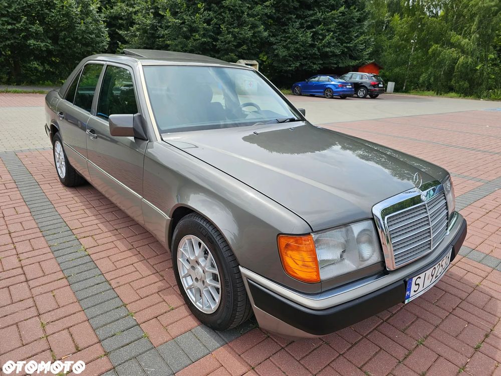 Mercedes-Benz W124 (1984-1993) ver-standard - 8