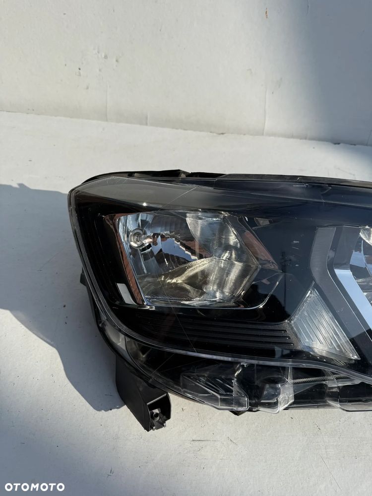 REFLEKTOR PRAWY LAMPA PRAWA PEUGEOT PARTNER 4 IV RIFTER 9816826880 - 2