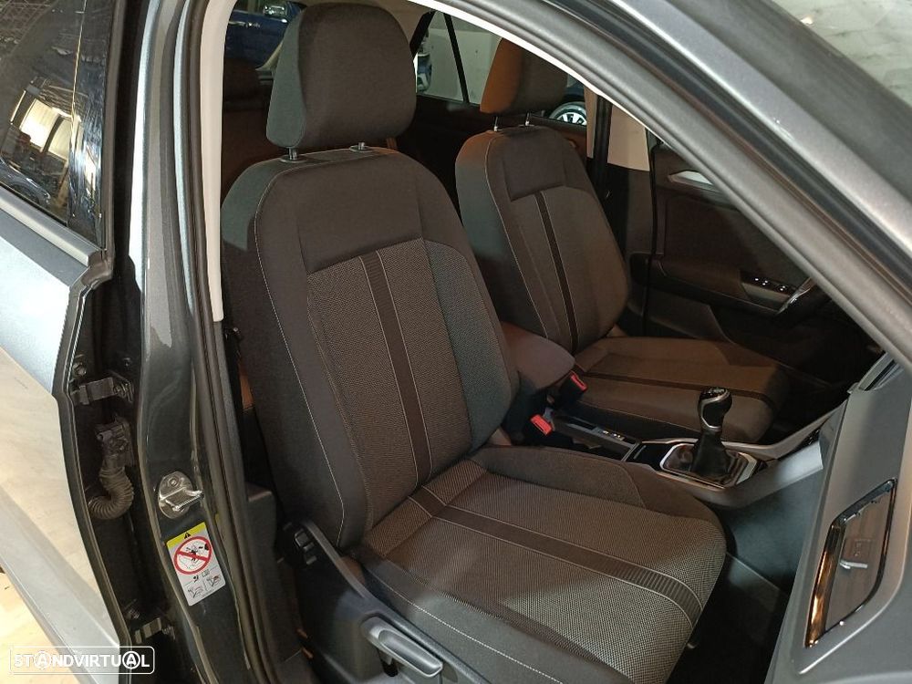 VW T-Roc 1.0 TSI Urban - 15