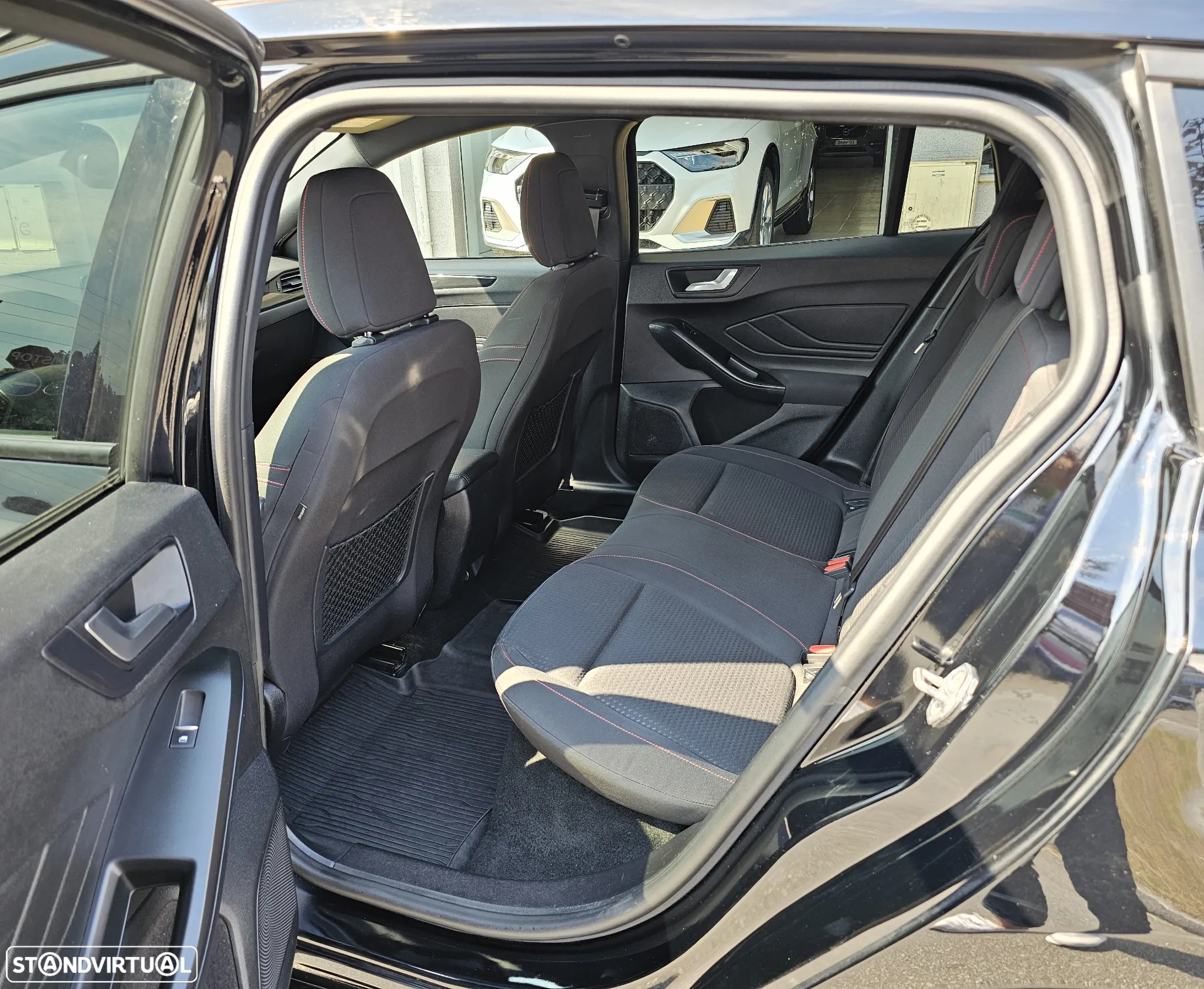 Ford Focus SW 1.5 TDCi EcoBlue ST.Aut. - 9