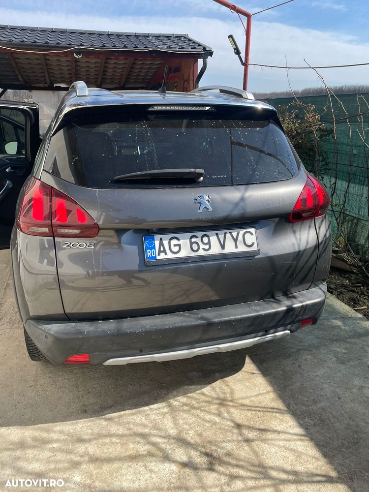 Peugeot 2008 1.2 PureTech Turbo S&S Allure - 5