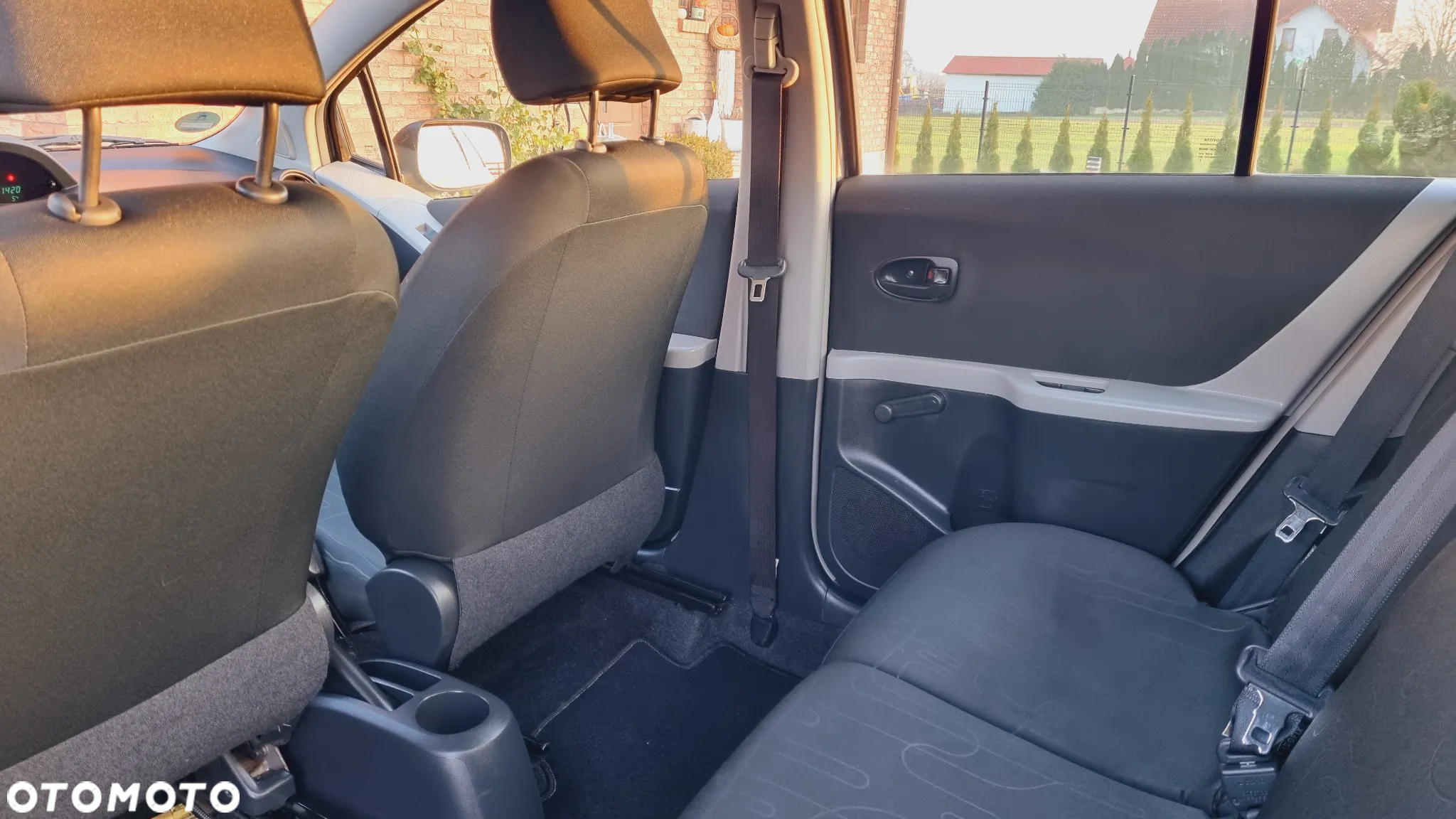 Toyota Yaris 1.0 Active - 26