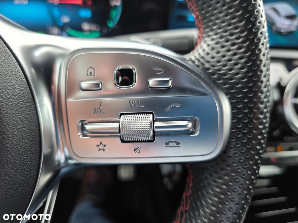 Mercedes-Benz CLA 250 e PHEV AMG Line 8G-DCT - 32