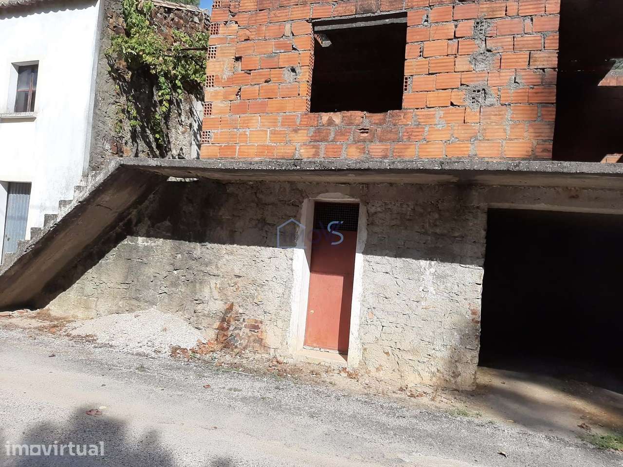Moradia para Reconstrução na Portela da Oliveira  Próximo do Rio - Grande imagem: 4/26