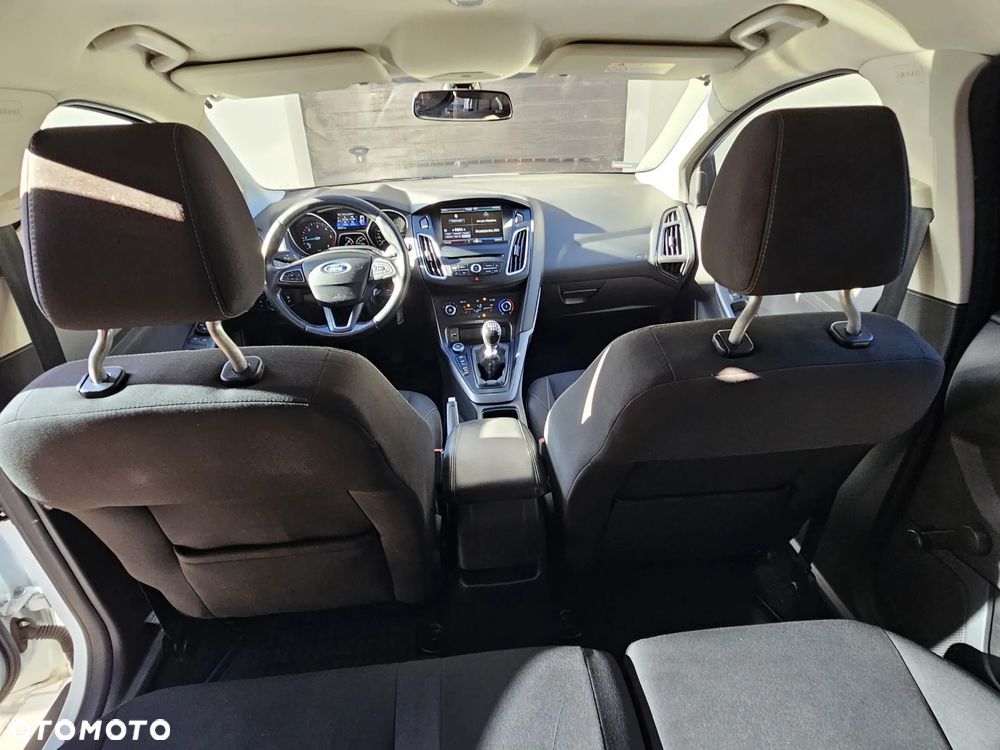 Ford Focus 1.5 TDCi Titanium - 8