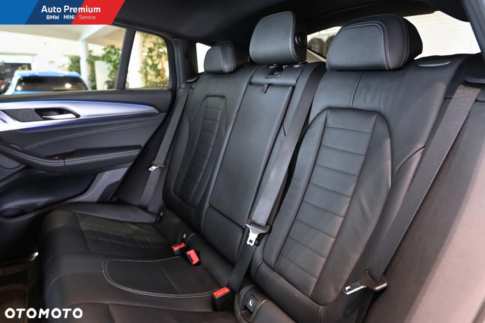 BMW X4 - 16