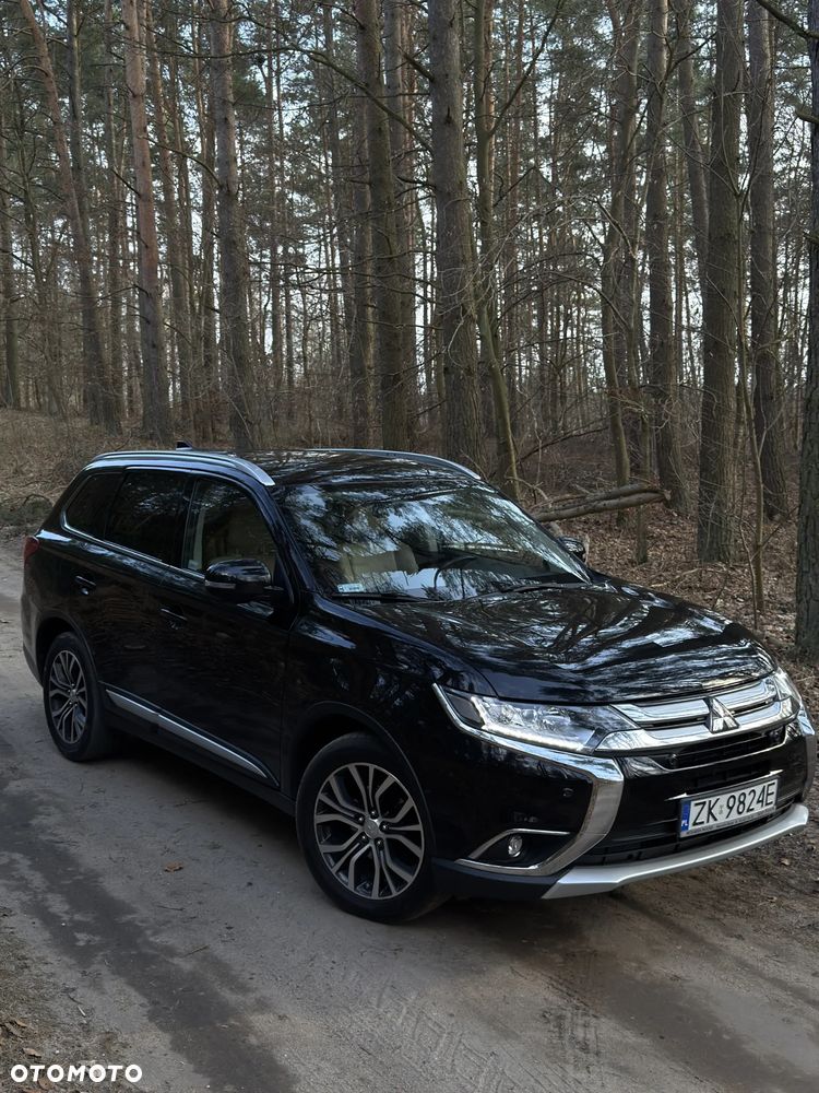 Mitsubishi Outlander 2.0 Intense + Navi 4WD CVT - 1