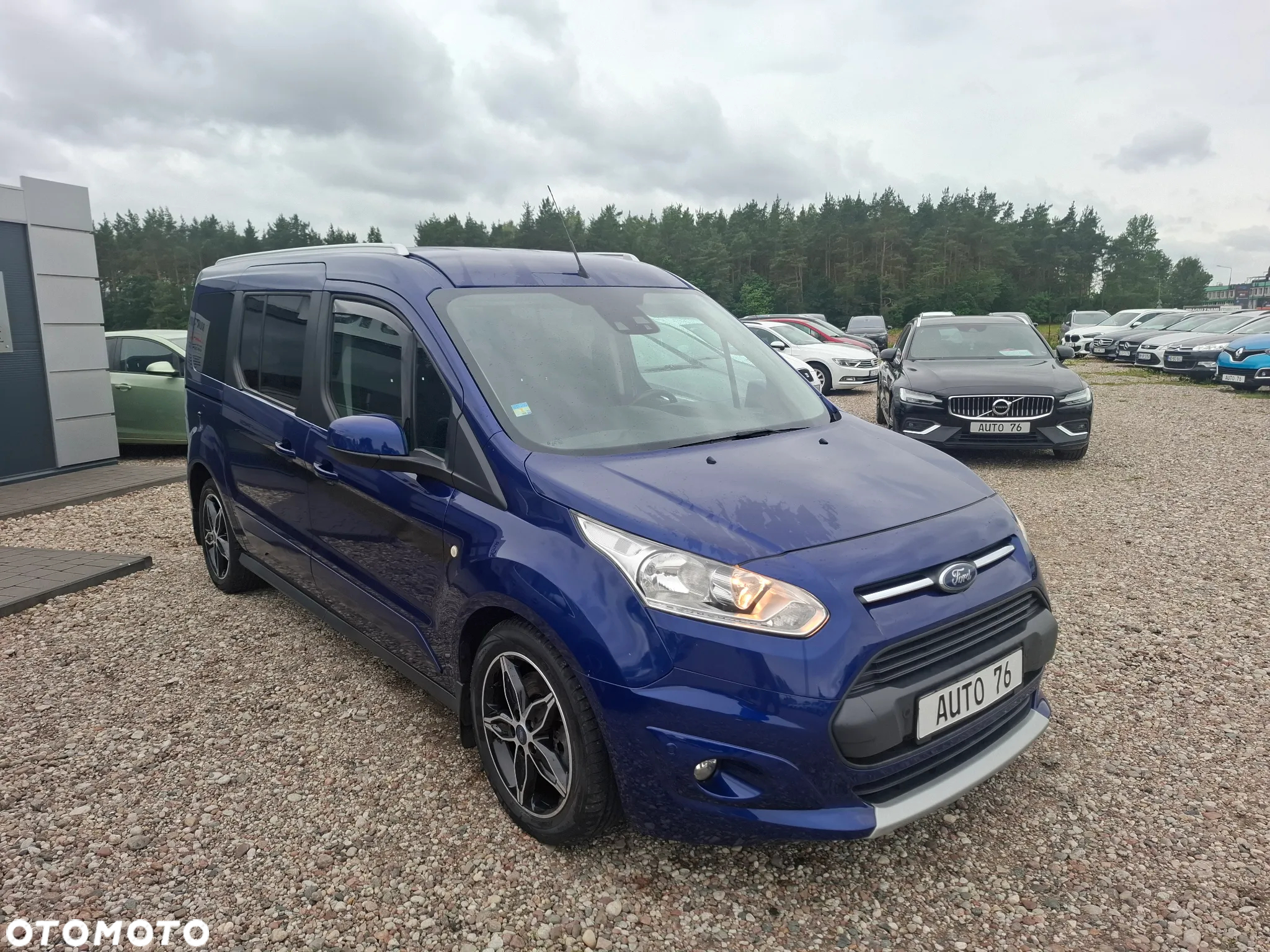 Ford Tourneo Connect Grand - 38