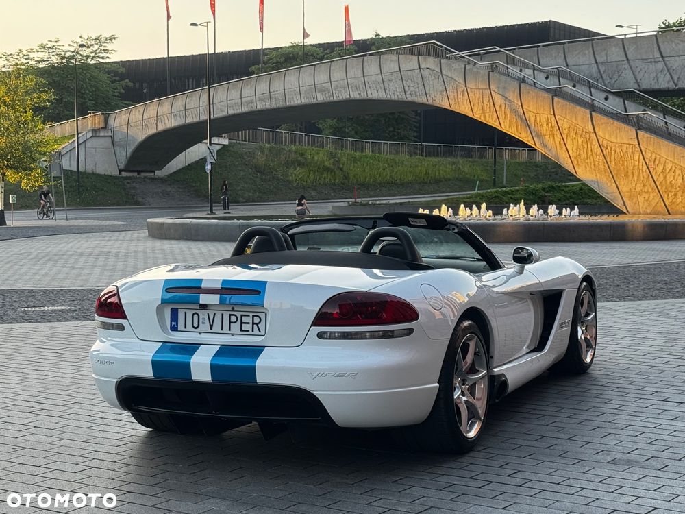 Dodge Viper - 15