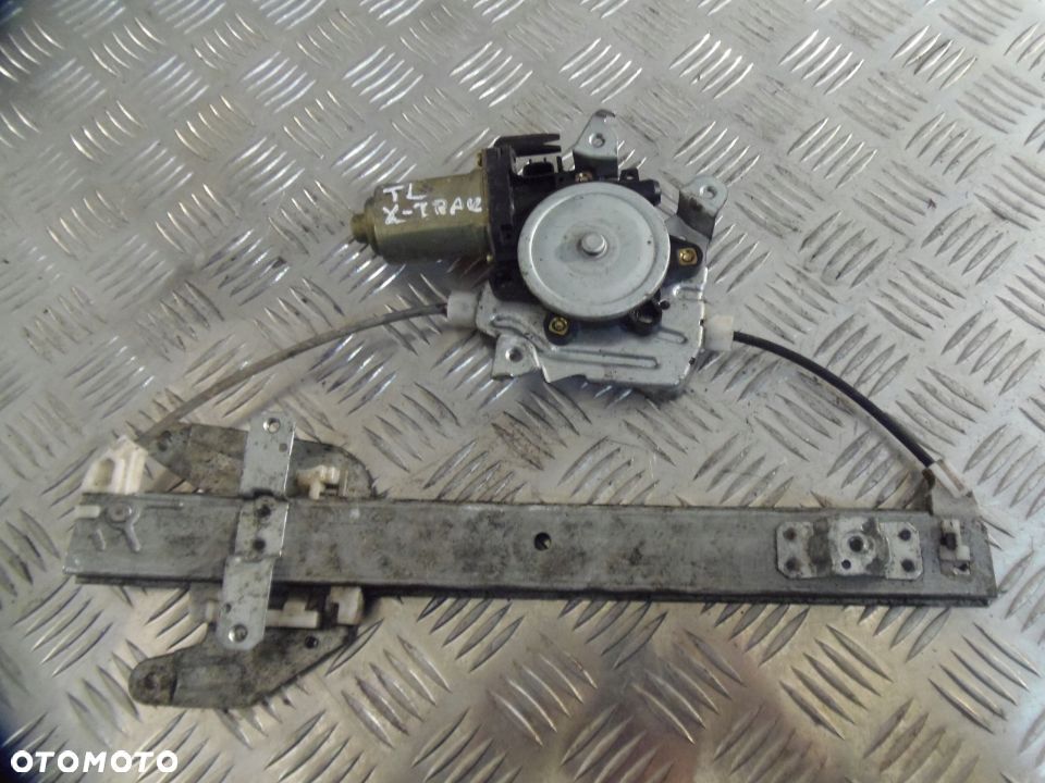XTRAIL T30 MECHANIZMY SZYBY LEWY TYŁ 80731 89912 - 1