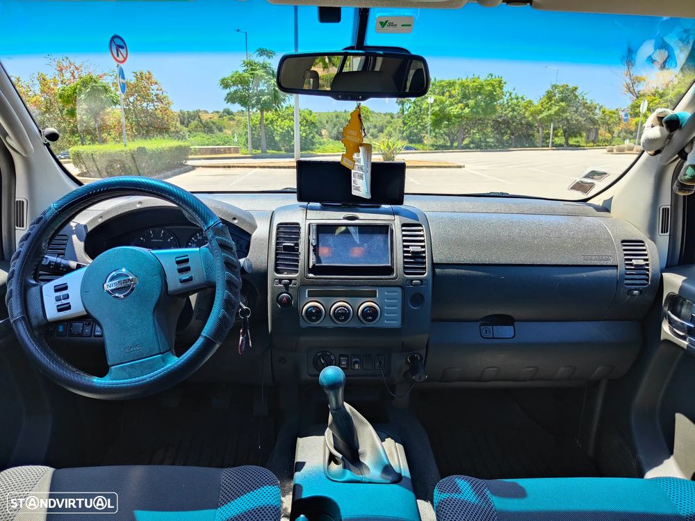 Nissan Pick Up 2.5 DDTi CD Comfort 4WD - 10