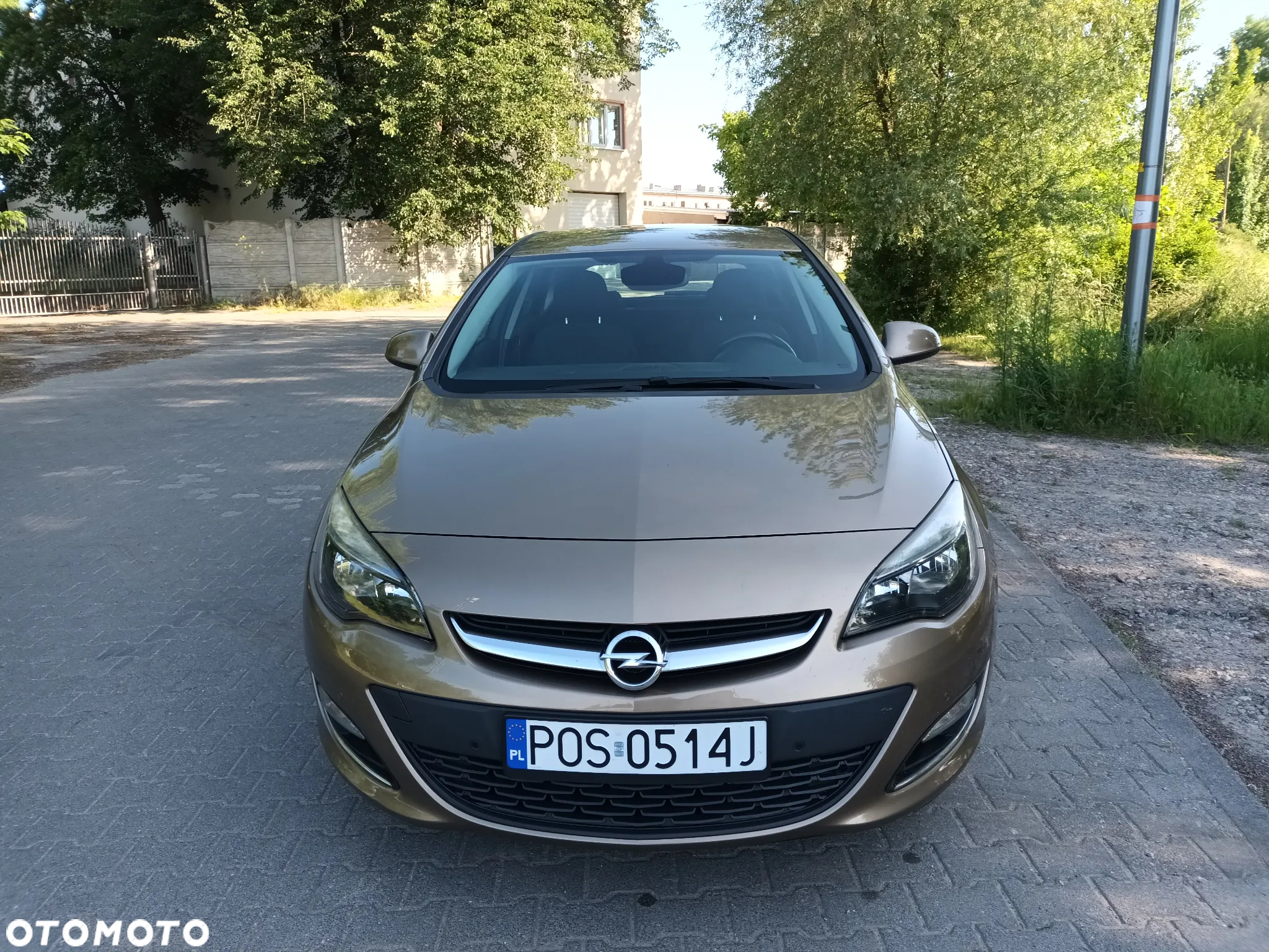 Opel Astra IV 1.4 T Cosmo - 15