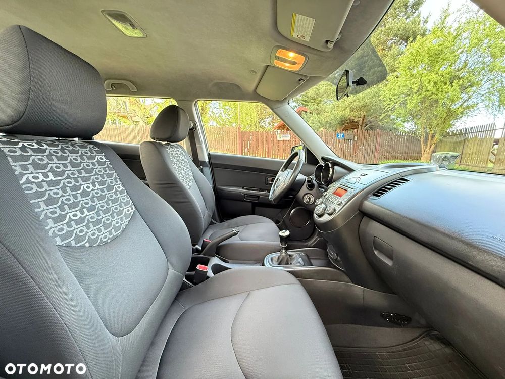 Kia Soul 1.6 CRDI Spirit - 19