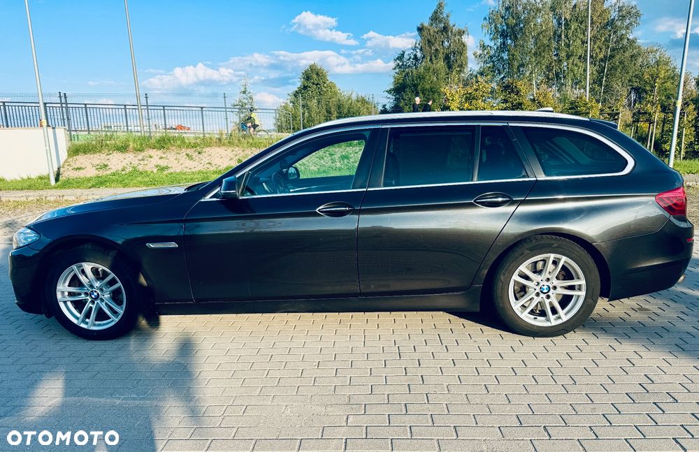 BMW Seria 5 518d Luxury Line - 8