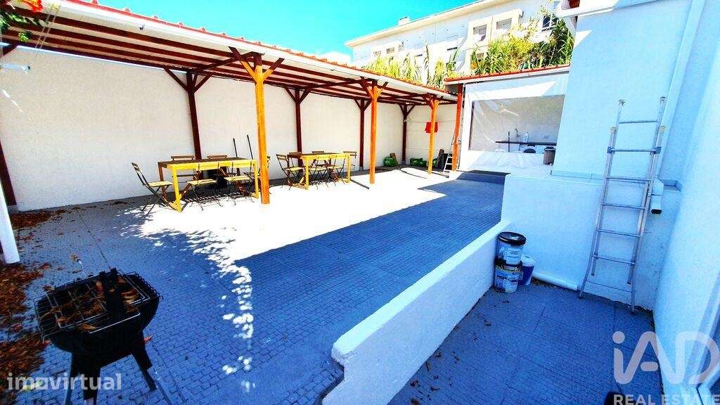 Moradia bi-familiar T9 em Ajuda de 152 m2 - Grande imagem: 2/40