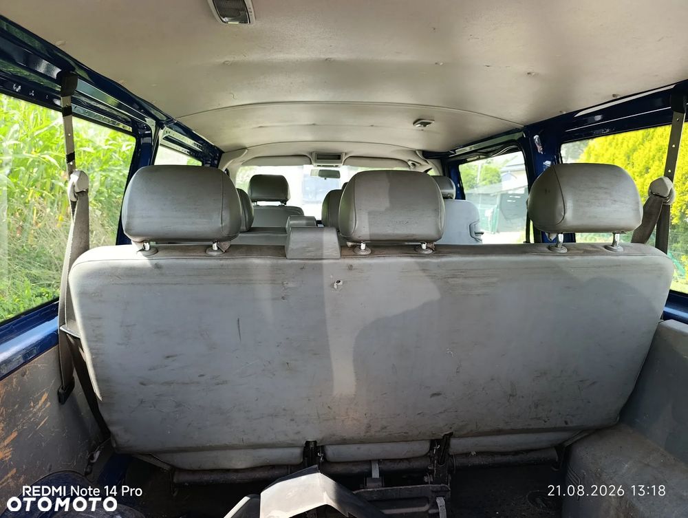 Volkswagen Transporter - 12