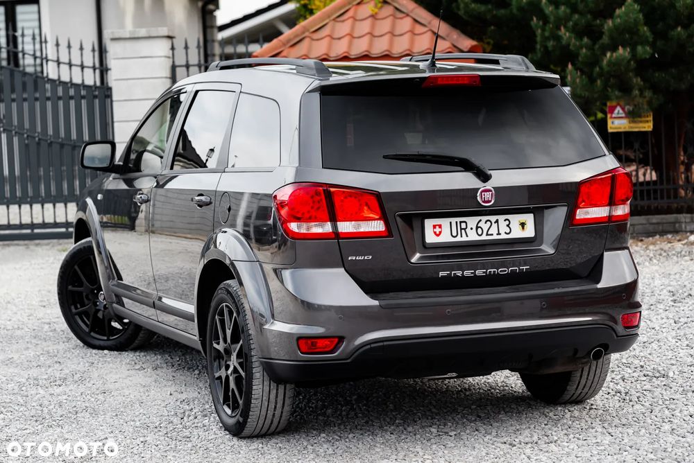 Fiat Freemont 2.0 Multijet Black Code AWD - 13