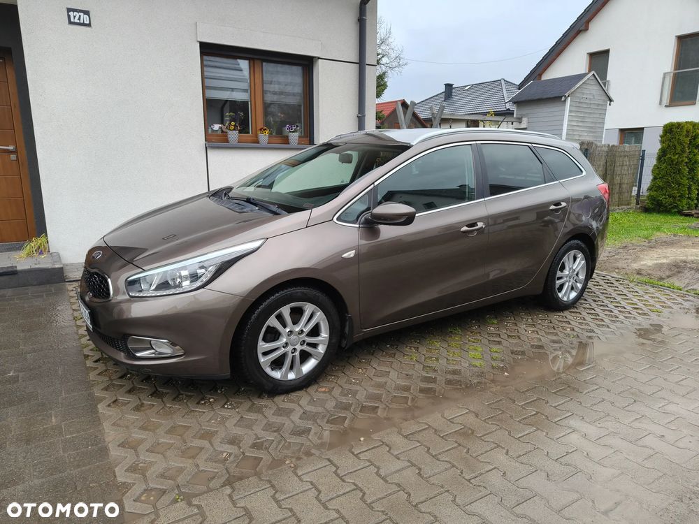 Kia Ceed - 1