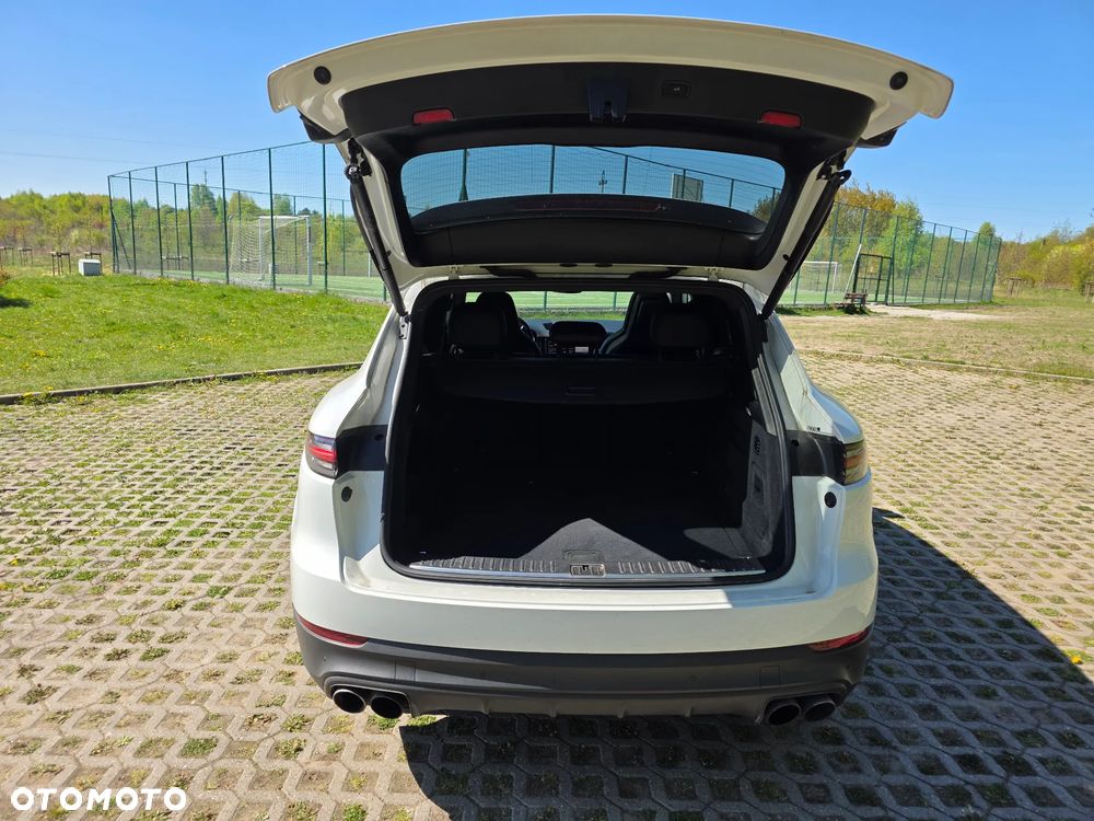 Porsche Cayenne S - 6