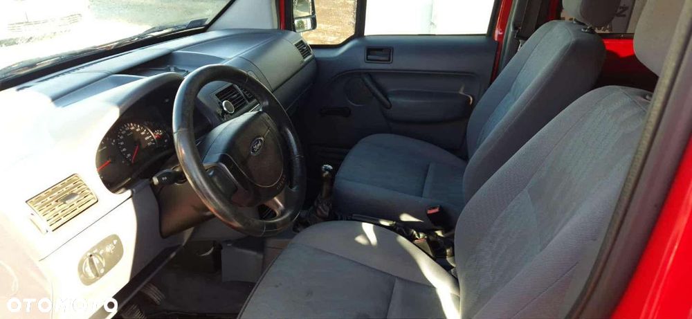 Ford Tourneo Connect - 6