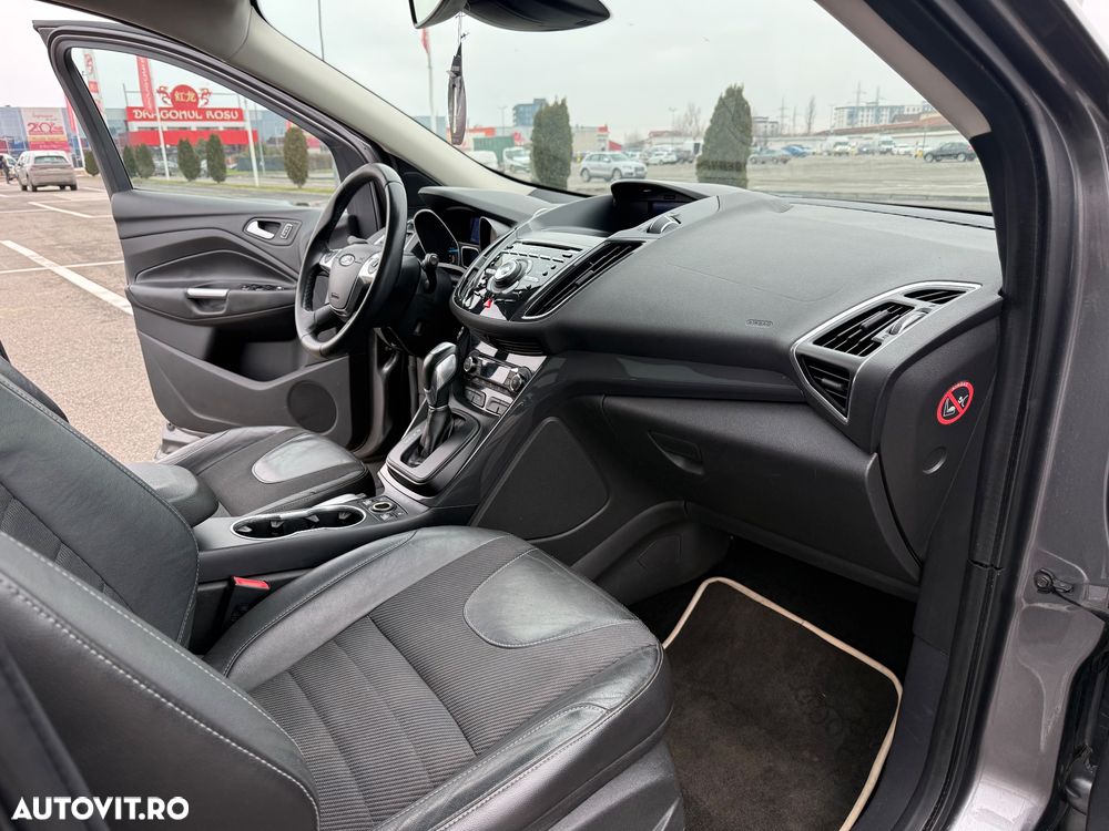 Ford Kuga 2.0 TDCi 4WD Powershift Titanium - 23