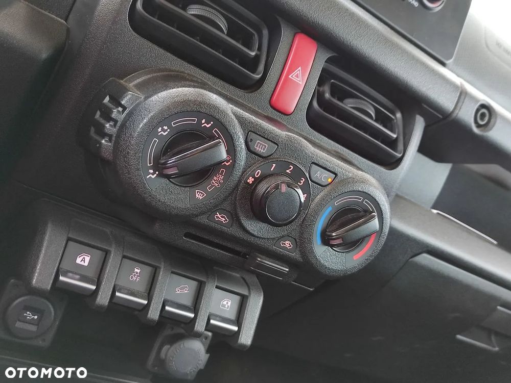 Suzuki Jimny 1.5 Comfort - 11