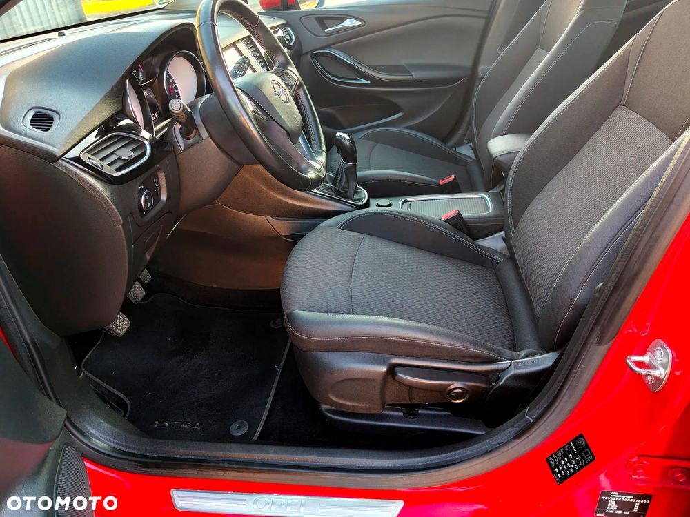 Opel Astra 1.4 Turbo Innovation - 28